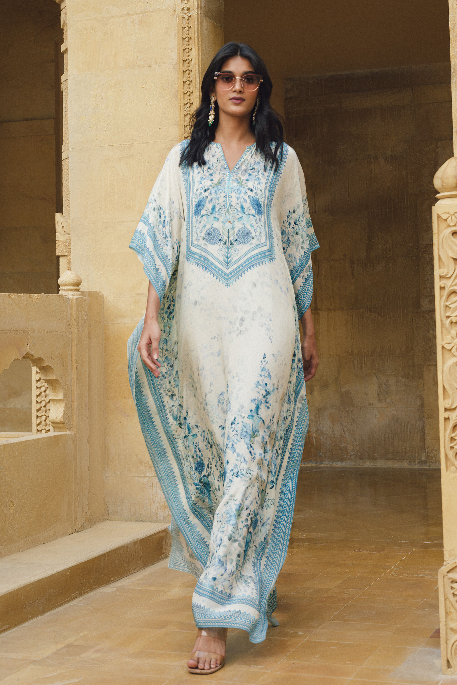 Amali Kaftan - White
